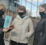 СОТРУДНИКИ ЦЕНТРАЛЬНОЙ БИБЛИОТЕКИ ПРОВЕЛИ БЛИЦ-ОПРОС НА ЗНАНИЕ ИСТОРИИ ГОРОДА, СВЯЗАННОЙ С ПРИЕЗДОМ ЮРИЯ ГАГАРИНА В НОВОЗЫБКОВ - Администрация г. Новозыбков