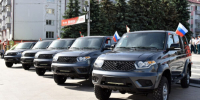 В Брянске пограничникам вручили ключи от десяти автомобилей - Газета Маяк